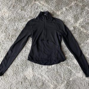 Lululemon Black 1/2 Zip - Size 4
